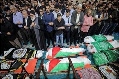 انتشال جثث 332 شهيدًا من المقبرة الجماعية بمجمع ناصر في غزة
