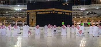 أداء صلاة التراويح بالمسجد الحرام في أول ليالى شهر رمضان