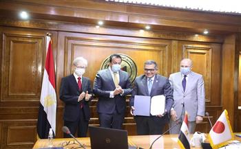 «عبدالغفار» يشهد توقيع اتفاقية تعاون بين جامعتي الجلالة وهيروشيما اليابانية