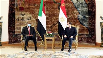 السيسي يؤكد لـ«البرهان» دعم مصر الكامل للسودان في كل المجالات 