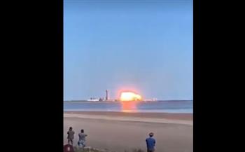 لحظة هبوط الصاروخ الصيني في بحر الهند (فيديو)