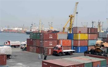 انتظام حركة الملاحة بميناء الإسكندرية وتداول 125800 طن بضائع