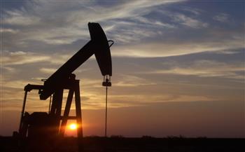 انخفاض أسعار النفط في بداية تعاملات اليوم الجمعة بالأسواق العالمية