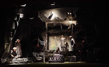 فرقة البحيرة القومية المسرحية تتألق أمام لجنة التحكيم  في عرض «تحت الترابيزة»